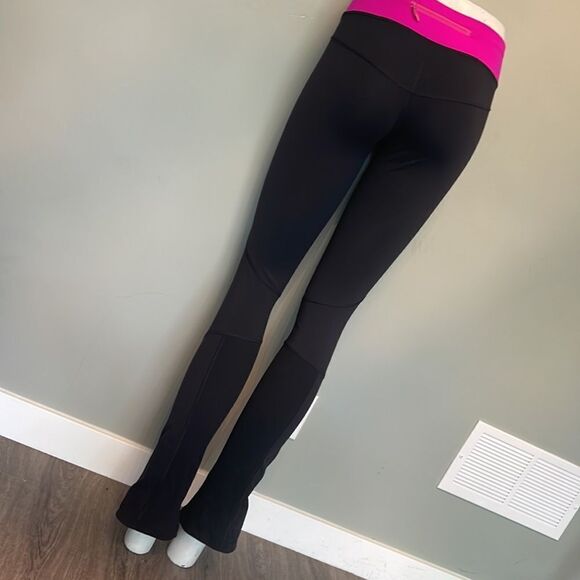 lululemon athletica Black and Pink Leggings - Picture 2 of 3